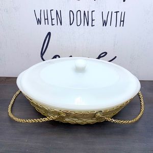 Vintage USA Glasbake casserole ovenware lid basket